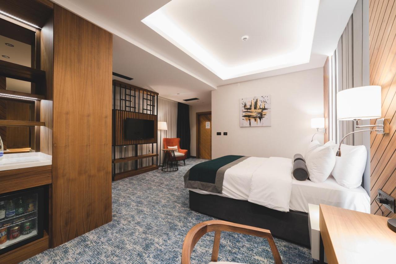 Bristol Hotel Podgorica Eksteriør billede