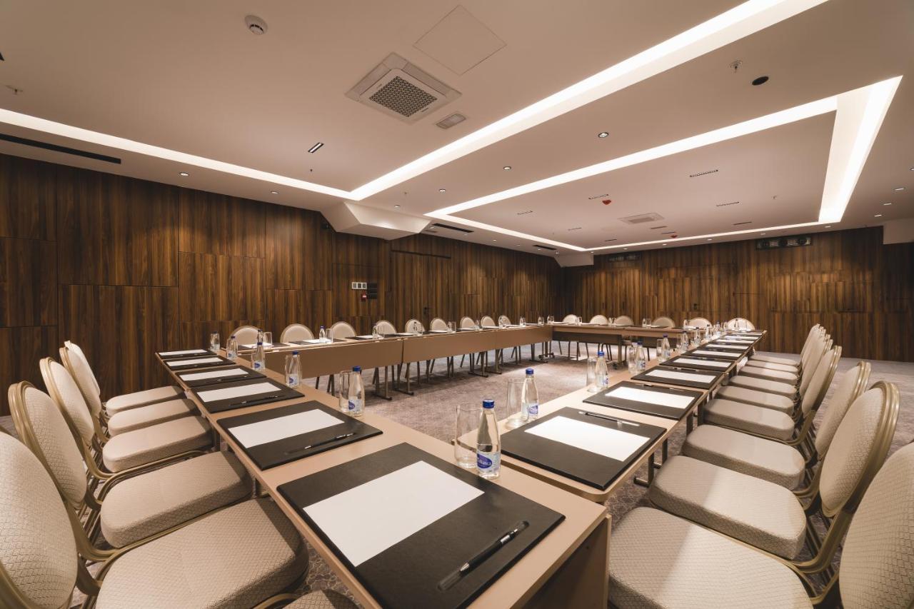 Bristol Hotel Podgorica Eksteriør billede