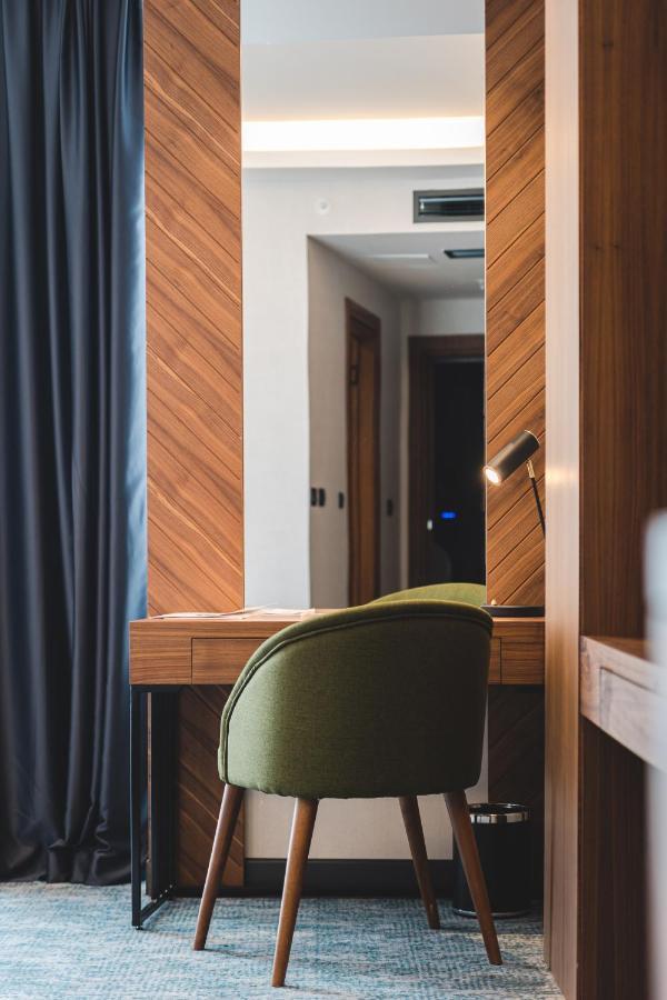 Bristol Hotel Podgorica Eksteriør billede